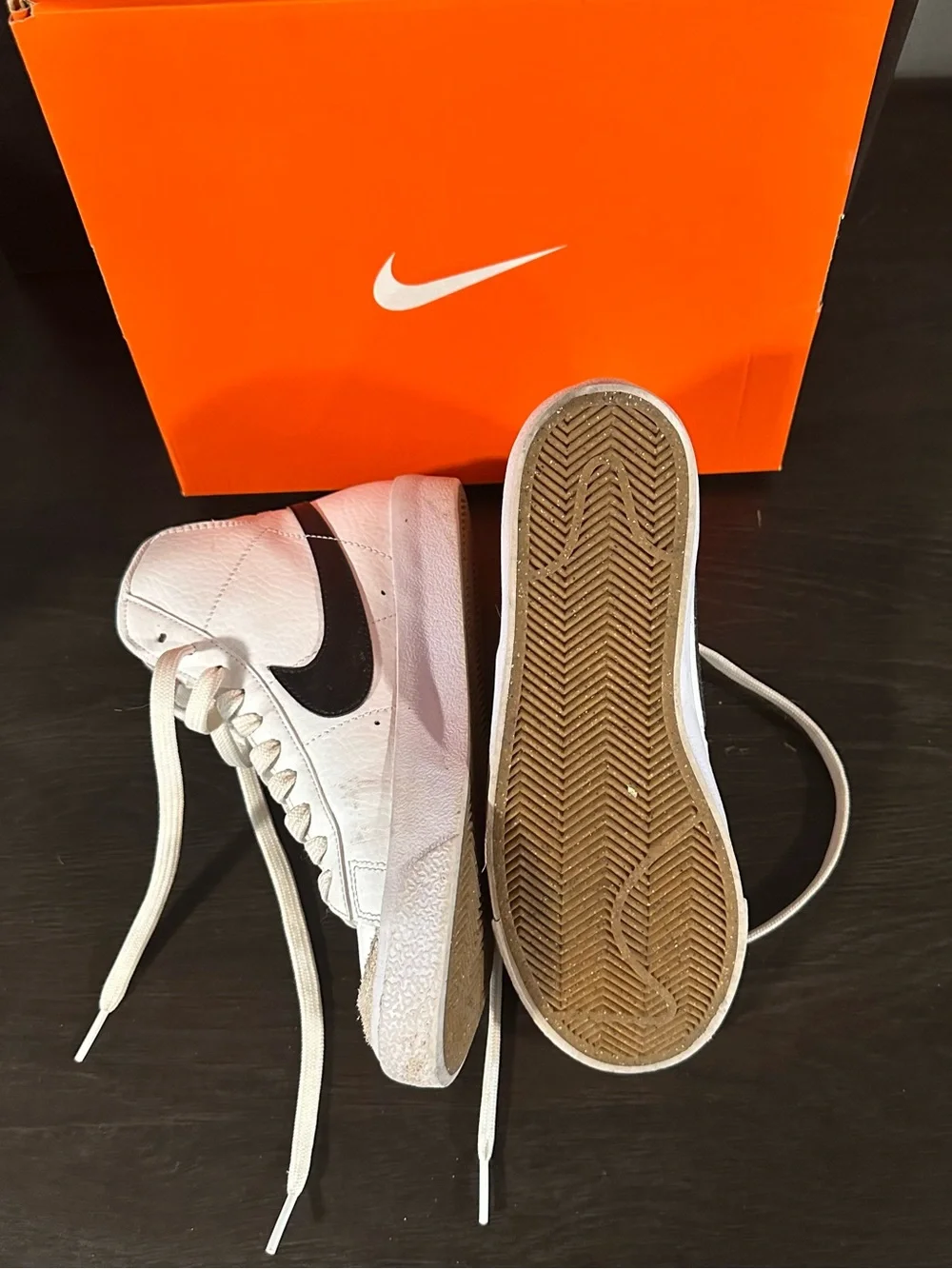 Nike stylish mid